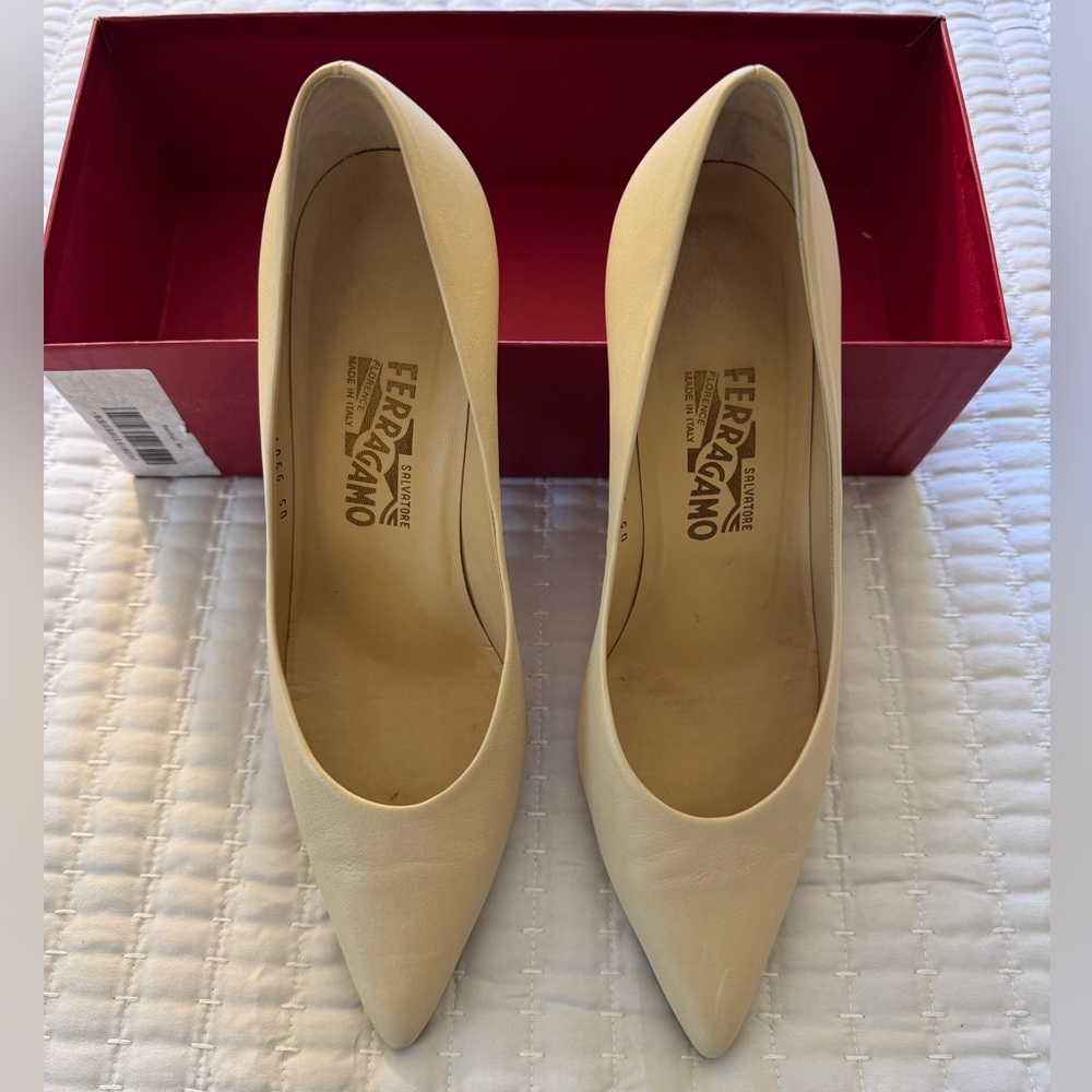 Salvatore Ferragamo heels. Size 9. Includes box and dust bag.
